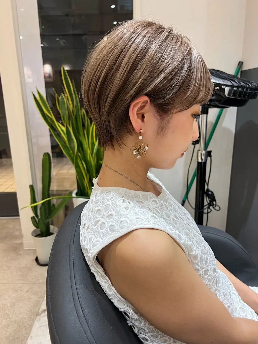 ショート カラー カット ヘアカラー トリートメント 🧡ショートの達人 🧡SHOのヘアスタイル