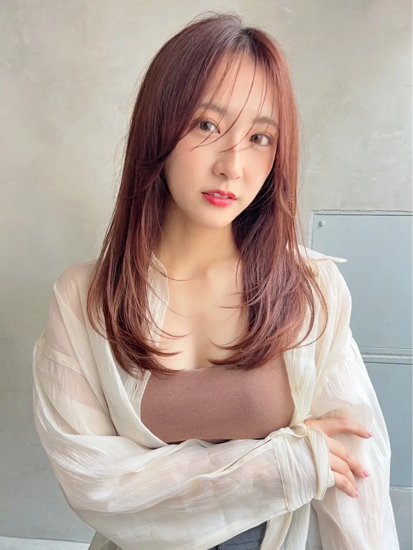 ロング 鈴木 和佳のヘアスタイル