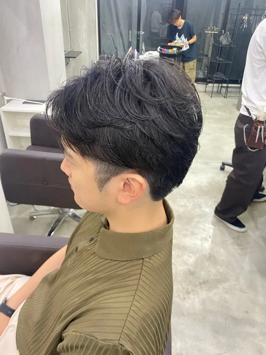 ショート ショートヘア 毛流れセンターパート スギウラ　ヒサヤのヘアスタイル