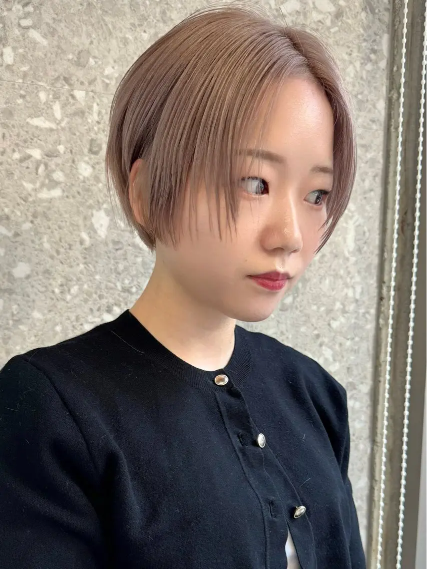 ショート ミルクティーベージュ レイヤー/あげは🎀のヘアスタイル