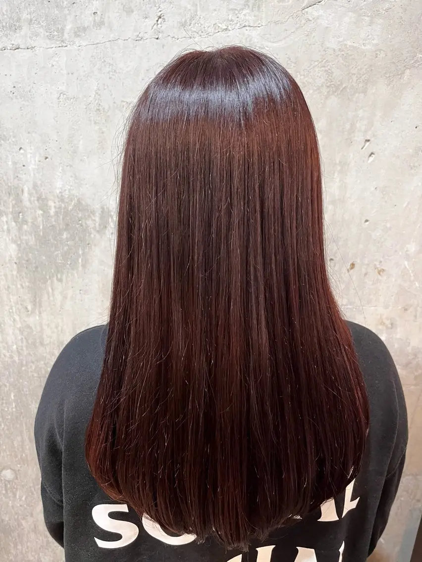 ロング ピンクブラウン 神田 梨華のヘアスタイル