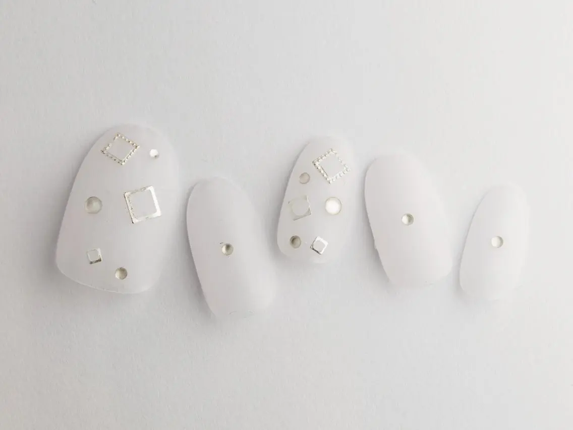 ネイル 💗🪽Tiary Nail🪽💗のネイルデザイン