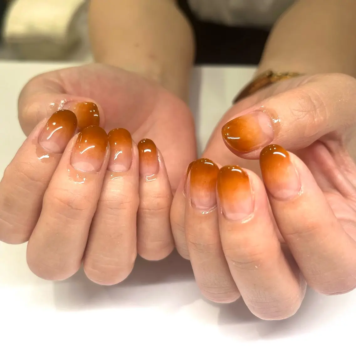 【ハンド】カラーグラデーション【オフあり】の写真