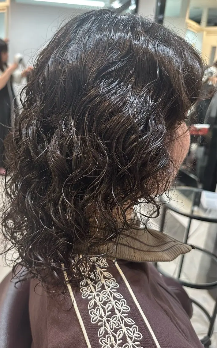 ミディアム 中村 裕希のヘアスタイル