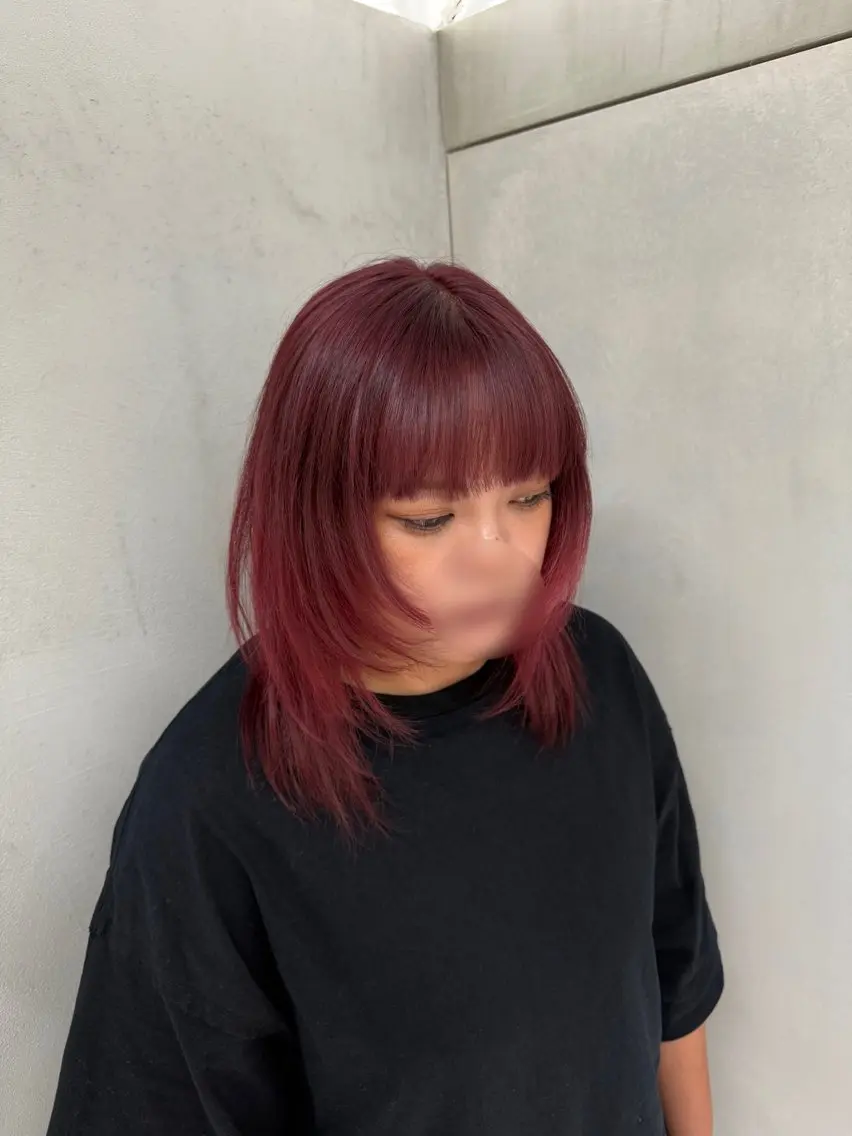 ロング カラー カシス レッドカラー カット ヘアカラー トリートメント 🤍haruna 🤍SUIのヘアスタイル