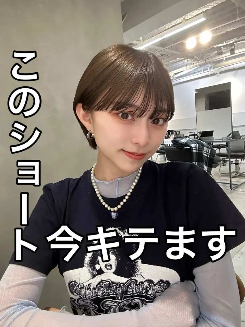 ショート カラー ベージュカラー オリーブベージュ ショートヘア ❤️ショートカット ・顔周りカット❤️のヘアスタイル