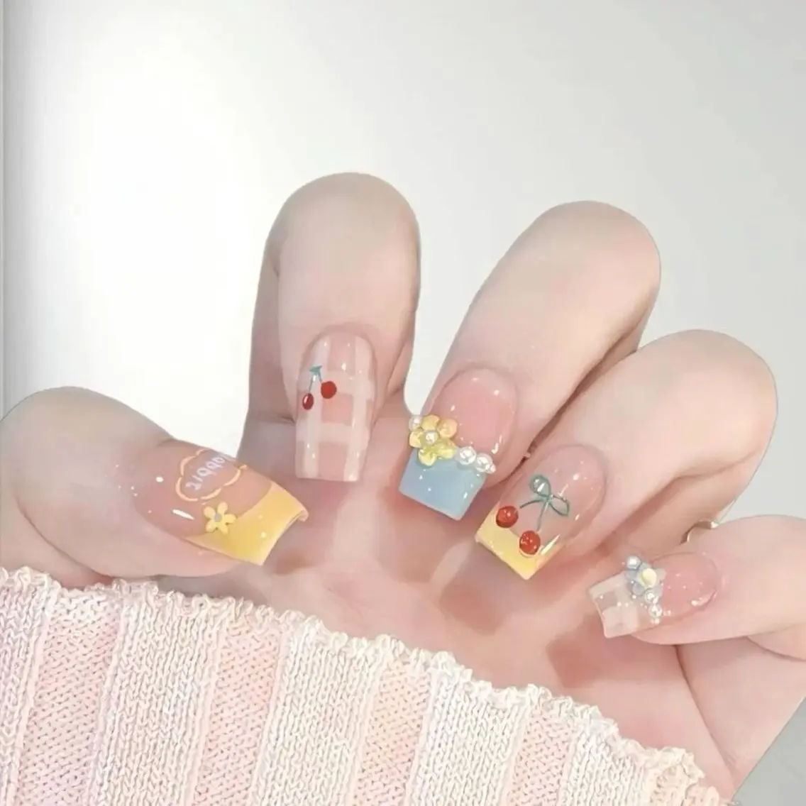 ネイル 韓国ネイル 持ち込み ニュアンスネイル ネイルチップ Minn ANA.CHUOのネイルデザイン
