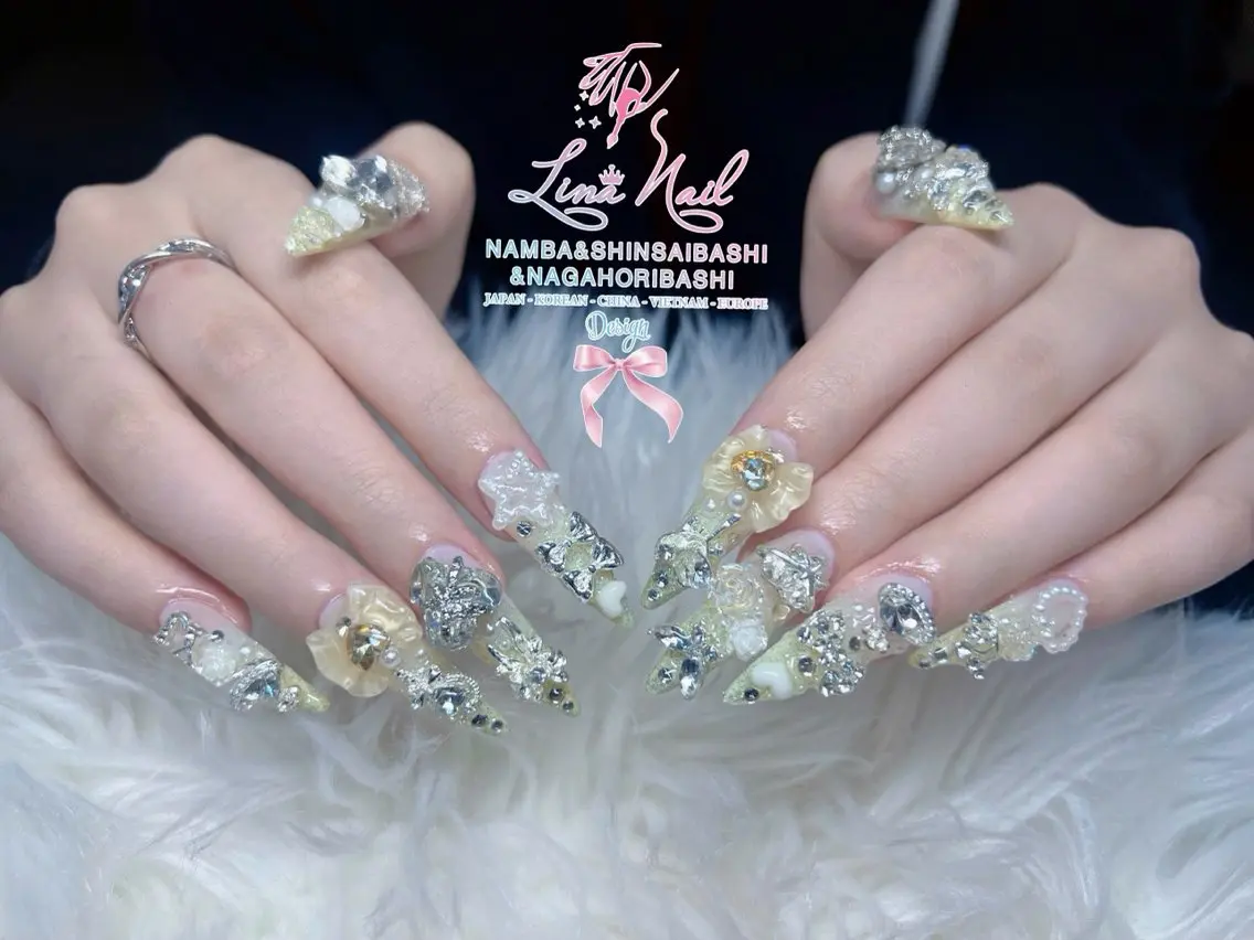 ネイル チークネイル 桜ネイル フラッシュネイル フットネイル ジェルネイル ハンドネイル リナネイル アメ村心斎橋店のネイルデザイン
