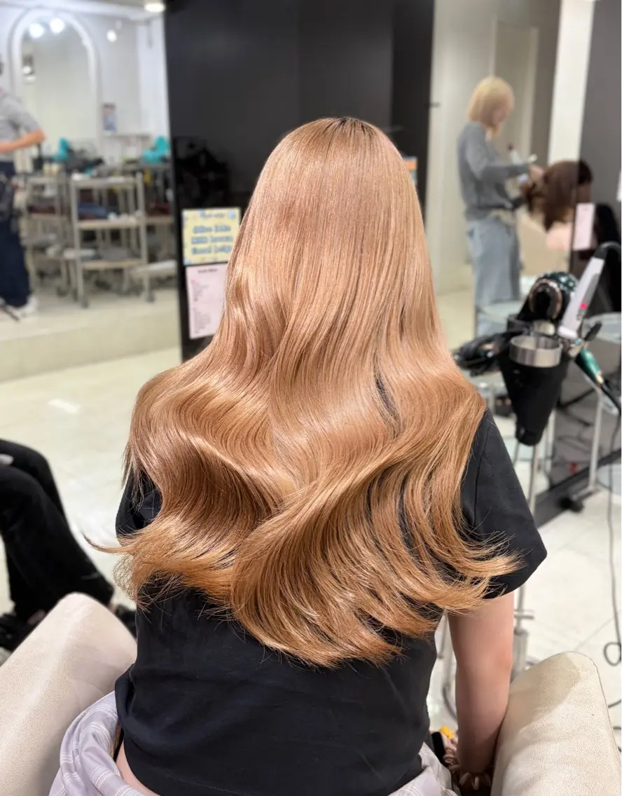 ロング カラー カラーモデル募集🍒 ブリーチなしWカラーのヘアスタイル