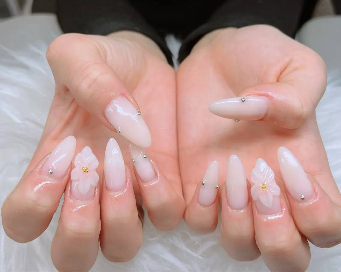 ネイル 持ち込み ハンドネイル Lee _nailのネイルデザイン