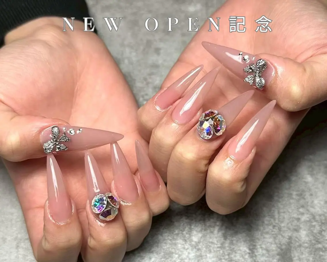 ネイル オーロラネイル ボルドー クリアネイル ドット フラッシュネイル ハンドネイル asuna/長さだし フィルイン♡持ち込みのネイルデザイン