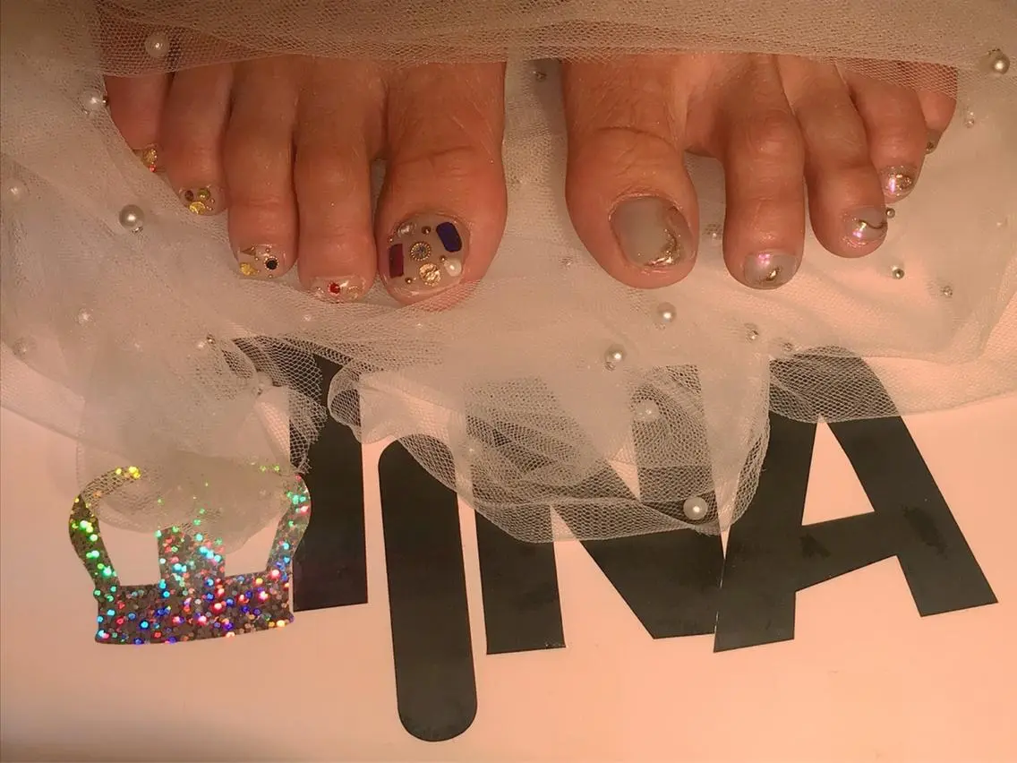 ネイル Tinaネイル 難波のネイルデザイン