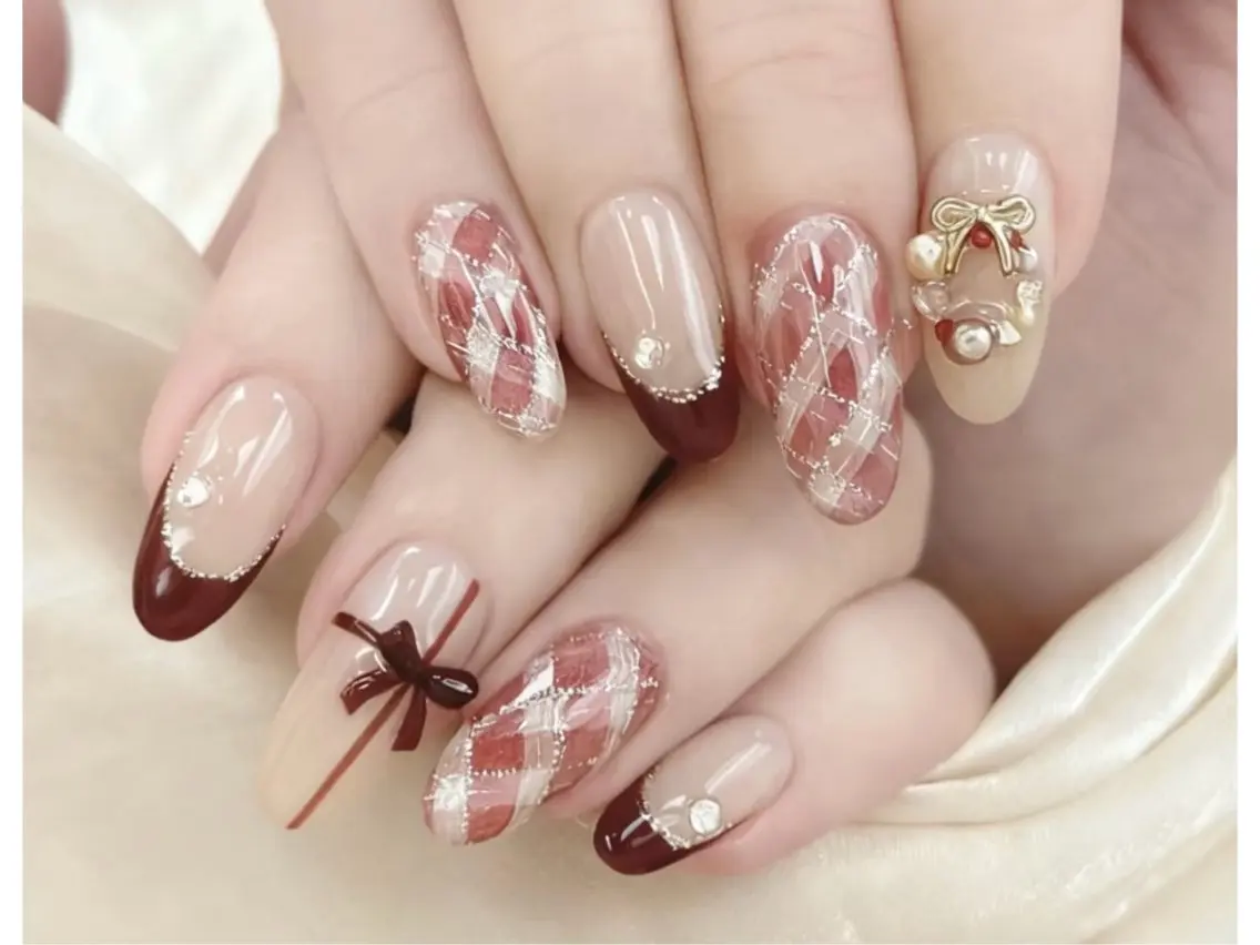 🦋「ミニモ学割」 【10本チップ長さ出し】持ち込みデザイン　パーツ付け放題❣️ソフトジェルオフ込みの写真