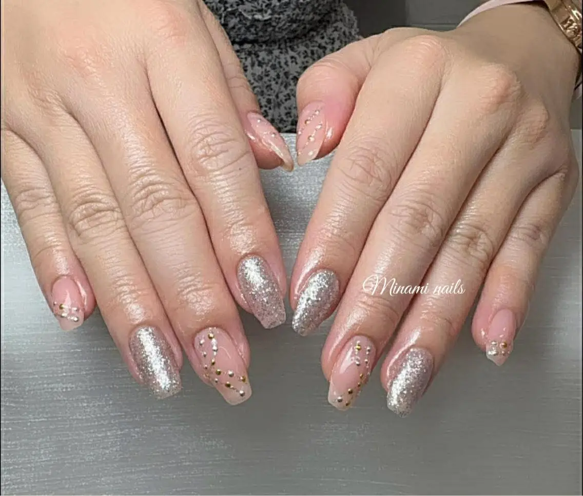 ネイル アートネイル オーロラネイル ガーリー キラキラネイル 韓国ネイル Minami Nailsのネイルデザイン