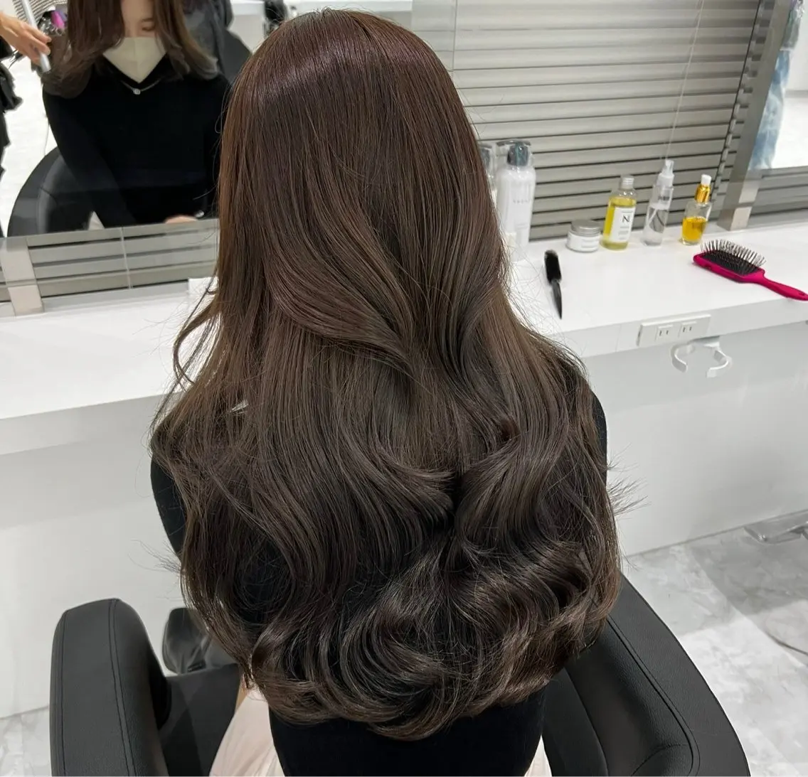 セミロング カラー センターパート特化 井上健太のヘアスタイル