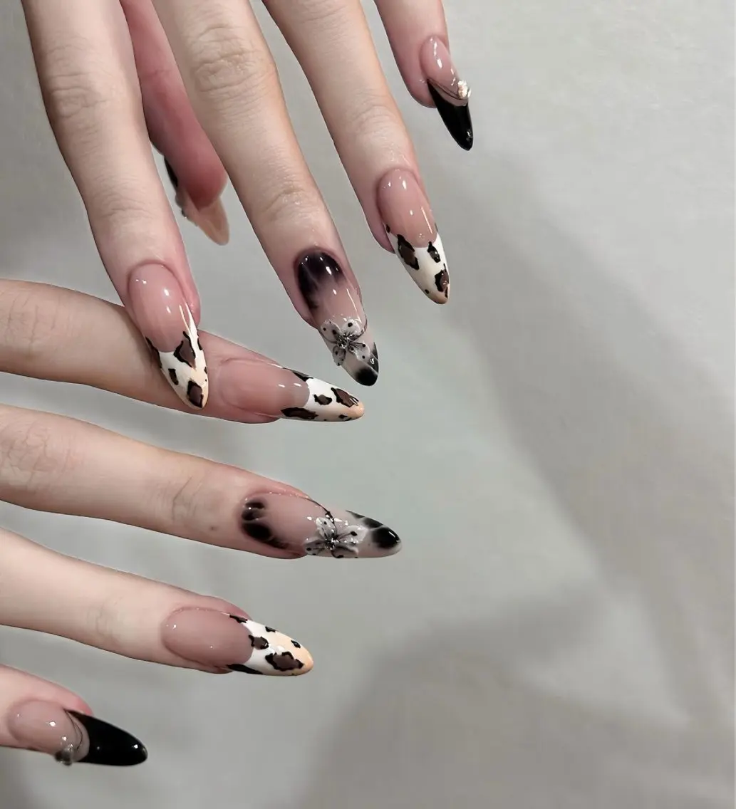 ネイル アートネイル フットネイル フレンチネイル ジェルネイル 韓国ネイル ハンドネイル フットネイル ハンドケア YURI Nail NARITAのネイルデザイン
