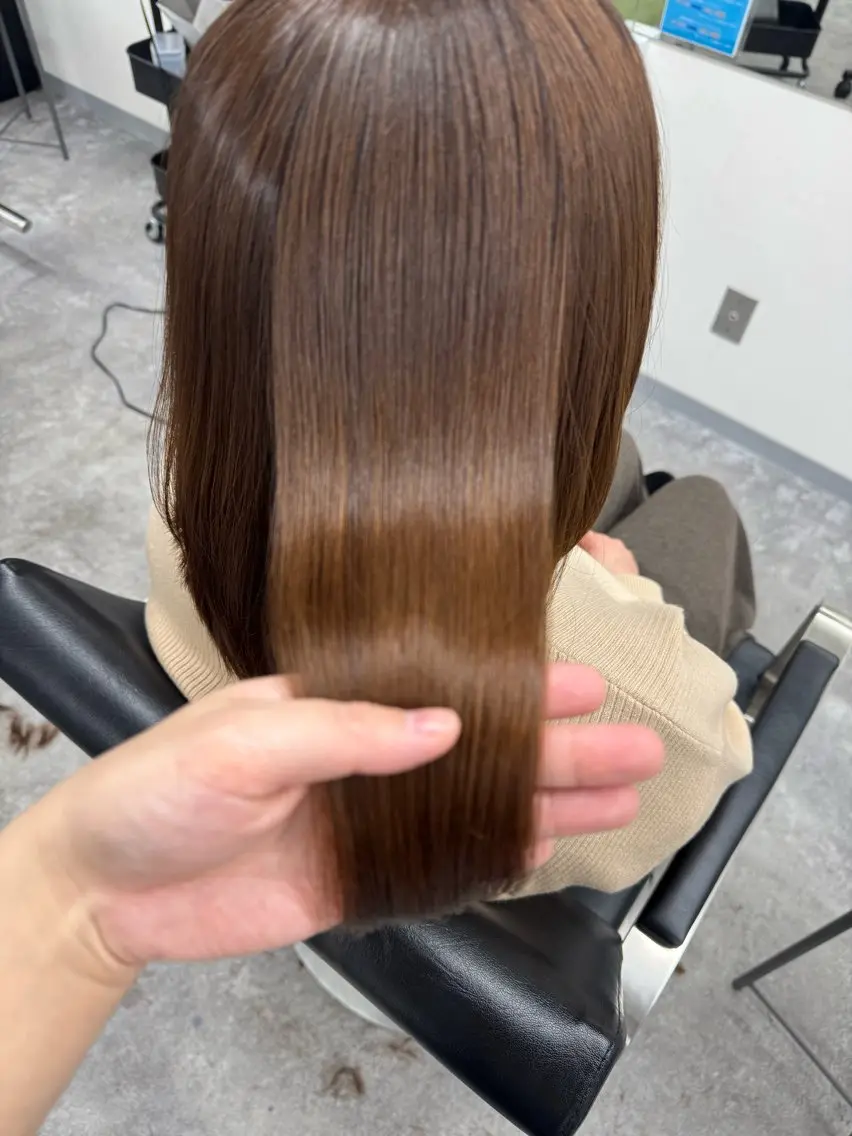 セミロング 髪質改善 トリートメント 酸熱トリートメント 髪質改善メニュー 長井 美佐子のヘアスタイル