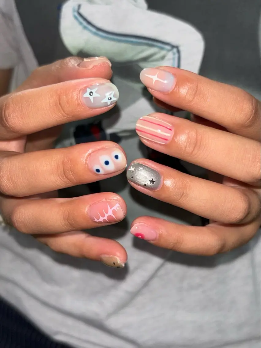 ネイル ハンドネイル 🪐富島彩夏 /海外nail🪐のネイルデザイン
