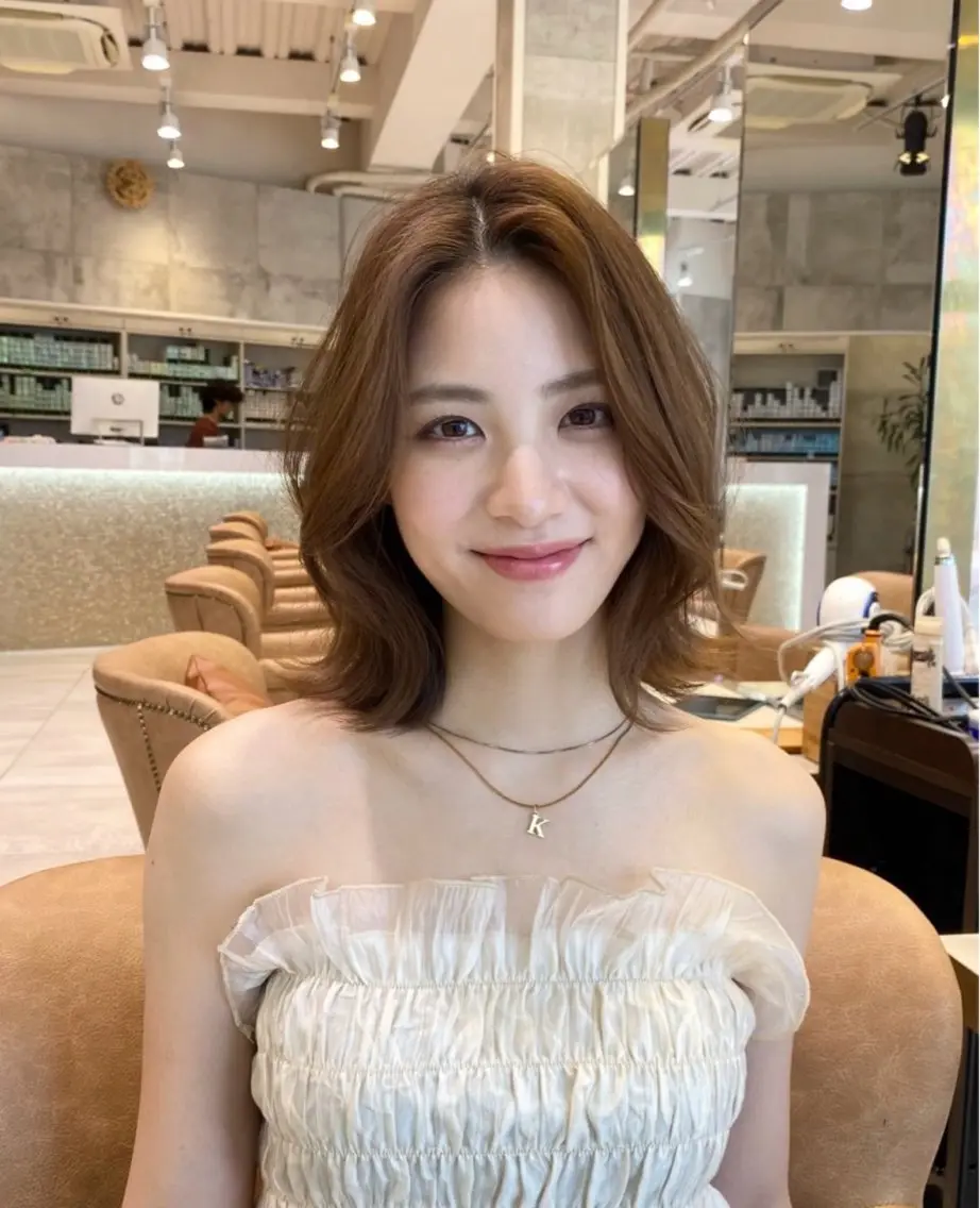 ミディアム カット 💐ショート/レイヤ ー💐荒砂のヘアスタイル