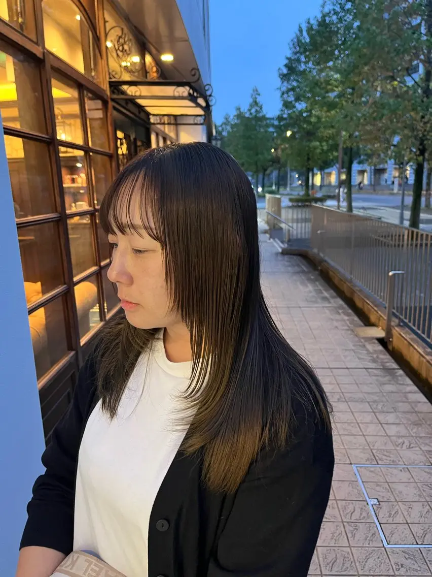 ロング 縮毛矯正／艶カラー アオキタイキのヘアスタイル