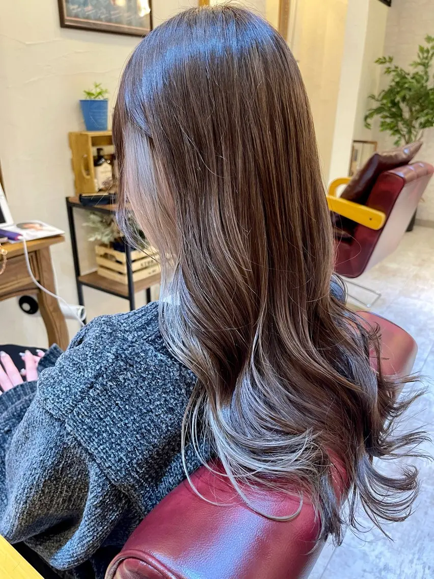 ロング カット ヘアカラー トリートメント 🍭透明感カラー 志賀拓海🍬🌈のヘアスタイル