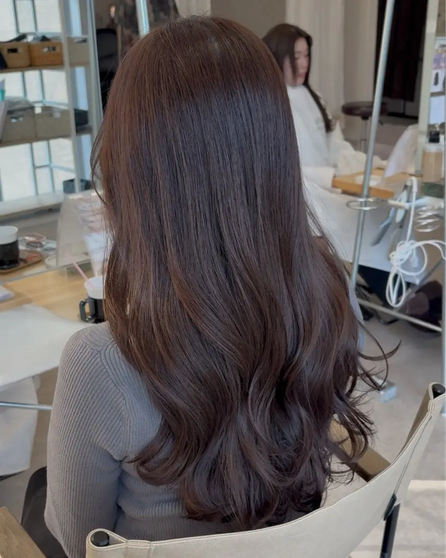 ロング カット ヘアカラー 艶感カラー🫧三浦 衣織のヘアスタイル