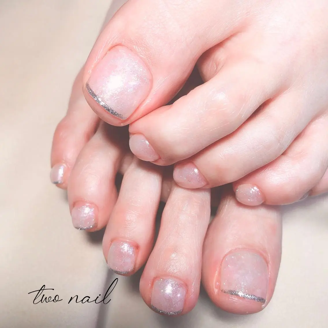 ネイル アートネイル オーロラネイル フットネイル ハート ニュアンスネイル two nailのネイルデザイン