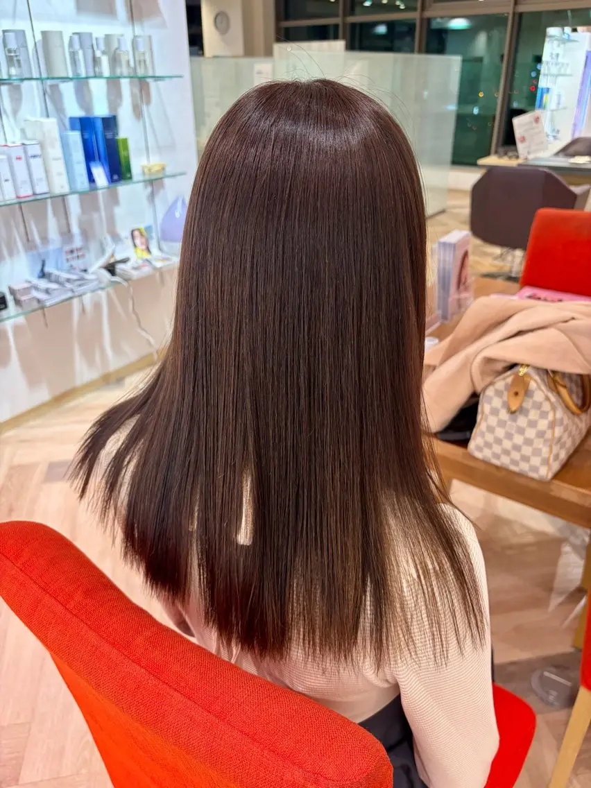 セミロング カラー ベージュカラー 透明感カラー 加藤 千穂のヘアスタイル