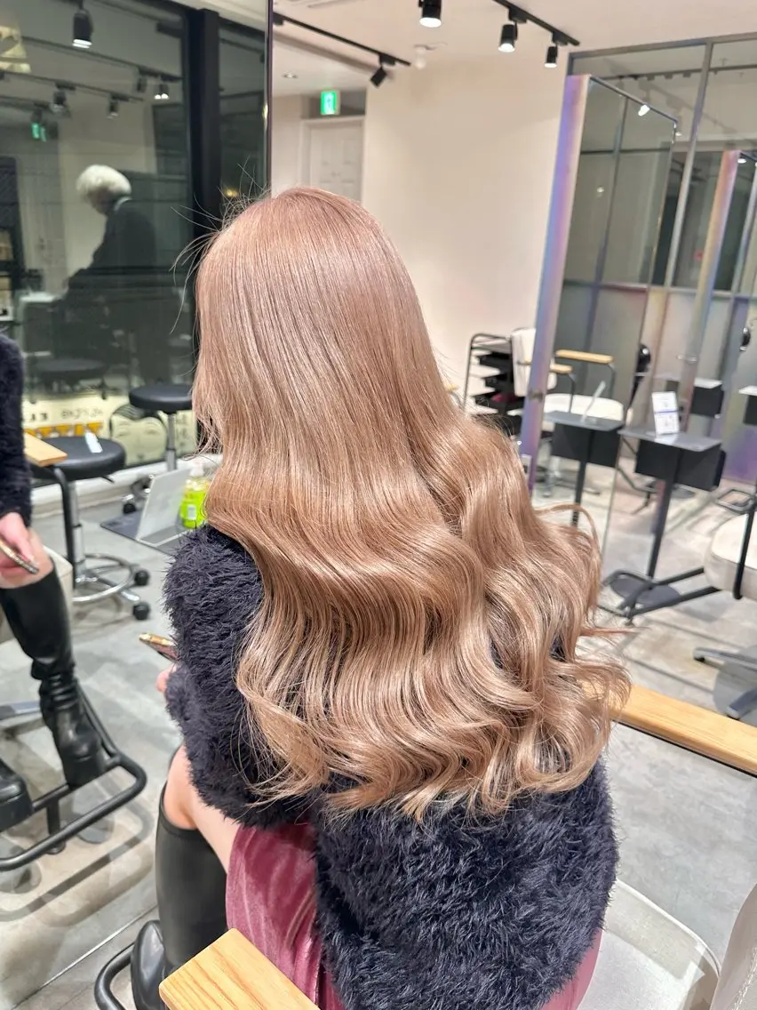 ロング ヘアカラー ミルクティー/韓国ヘ アHaruka🎀のヘアスタイル