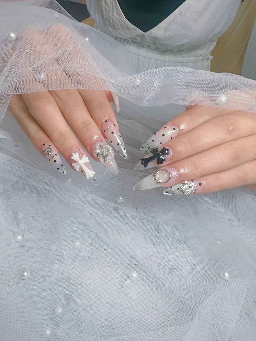 ネイル ハンドネイル Shiroe NailStudioのネイルデザイン