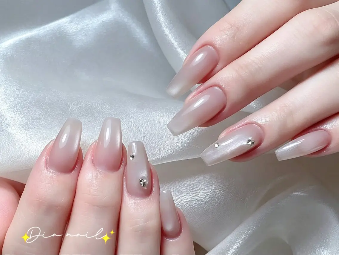 ネイル フットネイル 韓国ネイル レース マグネットネイル ニュアンスネイル ハンドネイル Dia nail サロンのネイルデザイン