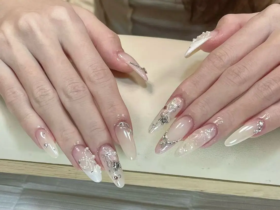 ネイル Lena Sakai nailのネイルデザイン