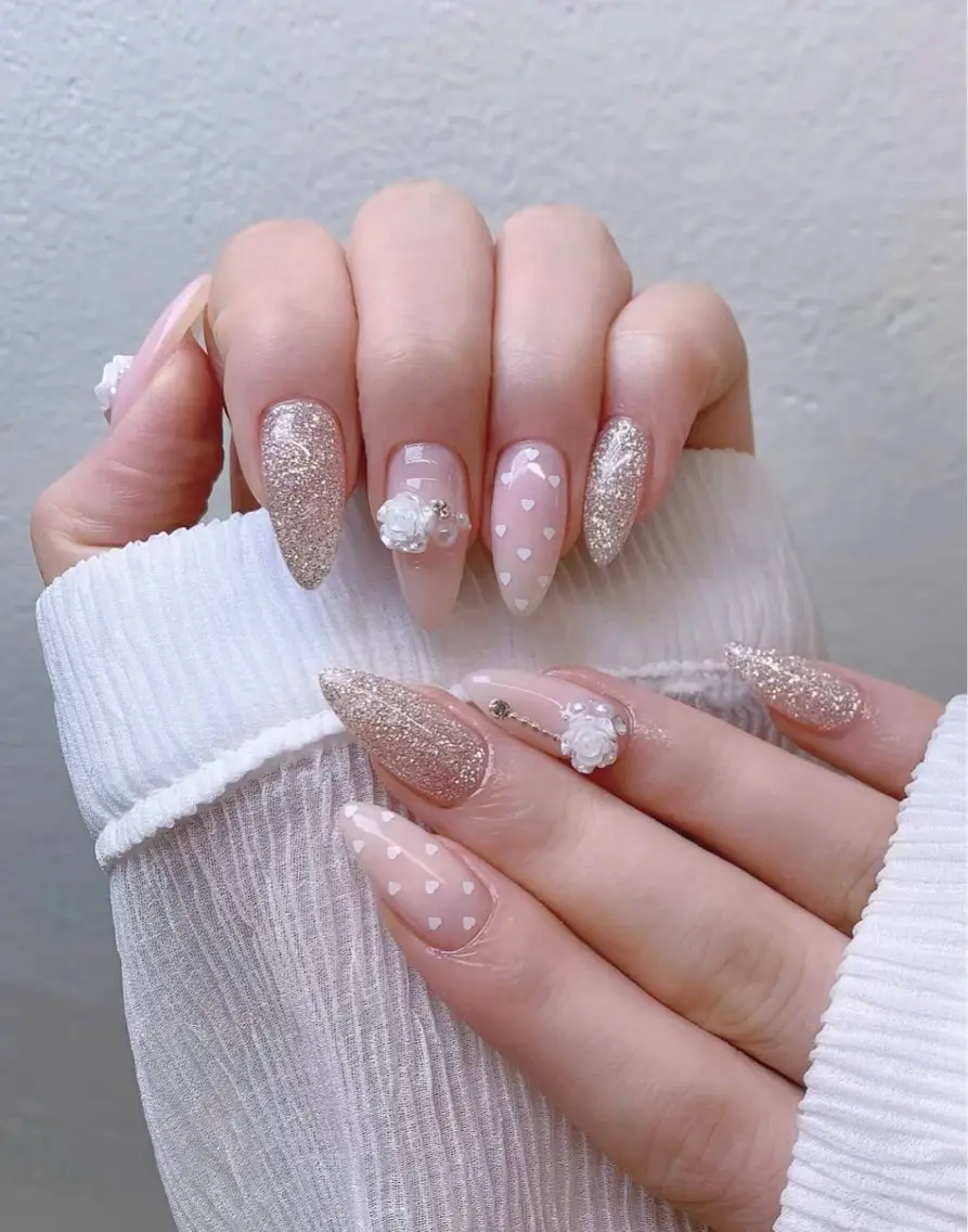 ネイル アートネイル チークネイル 長さ出し フラッシュネイル キラキラネイル ハンドネイル ハンドケア For you. Nail Salonのネイルデザイン