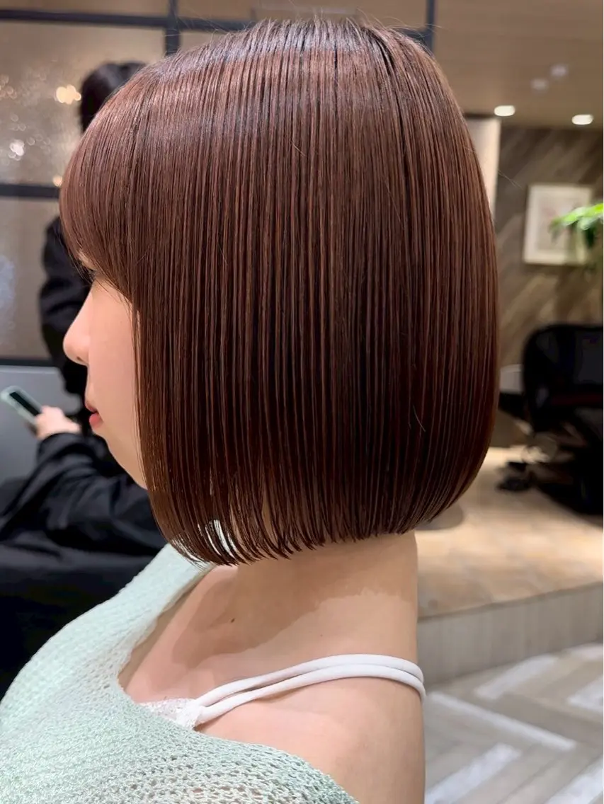 ミディアム カット ヘアカラー トリートメント レイヤー/艶髪/ボブ /くびれ/伊藤　勇司のヘアスタイル