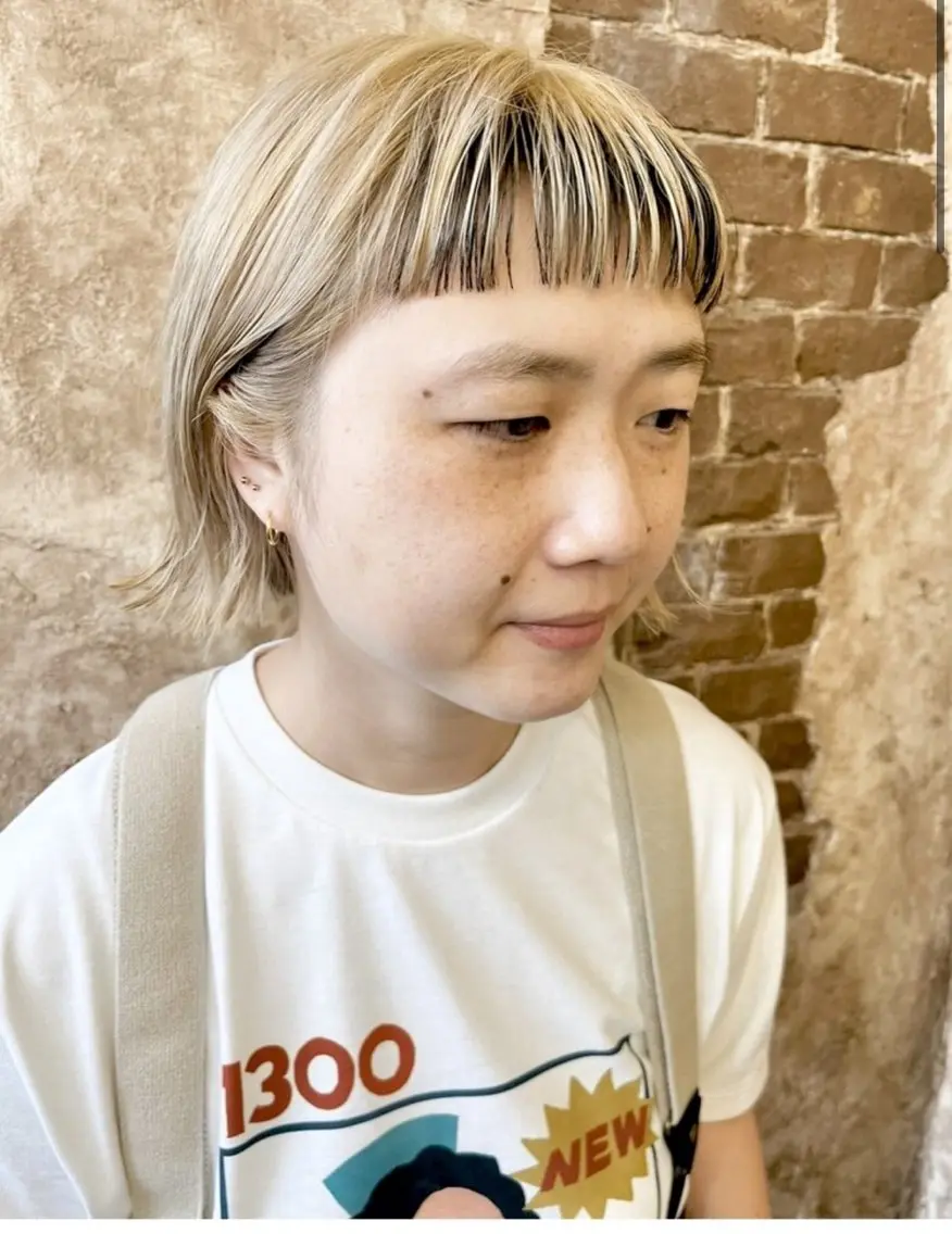 ショート カラー カット ヘアカラー ブリーチ、パーマ 西部笑のヘアスタイル
