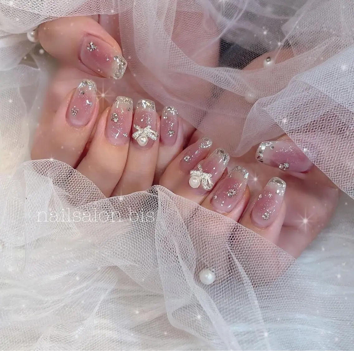 ネイル グラデーション ラメ(グリッター) マグネットネイル ミラーネイル ニュアンスネイル ハンドネイル Lumi de nailsのネイルデザイン