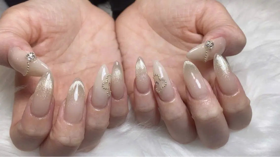 ネイル ハンドネイル REI NAIL1のネイルデザイン