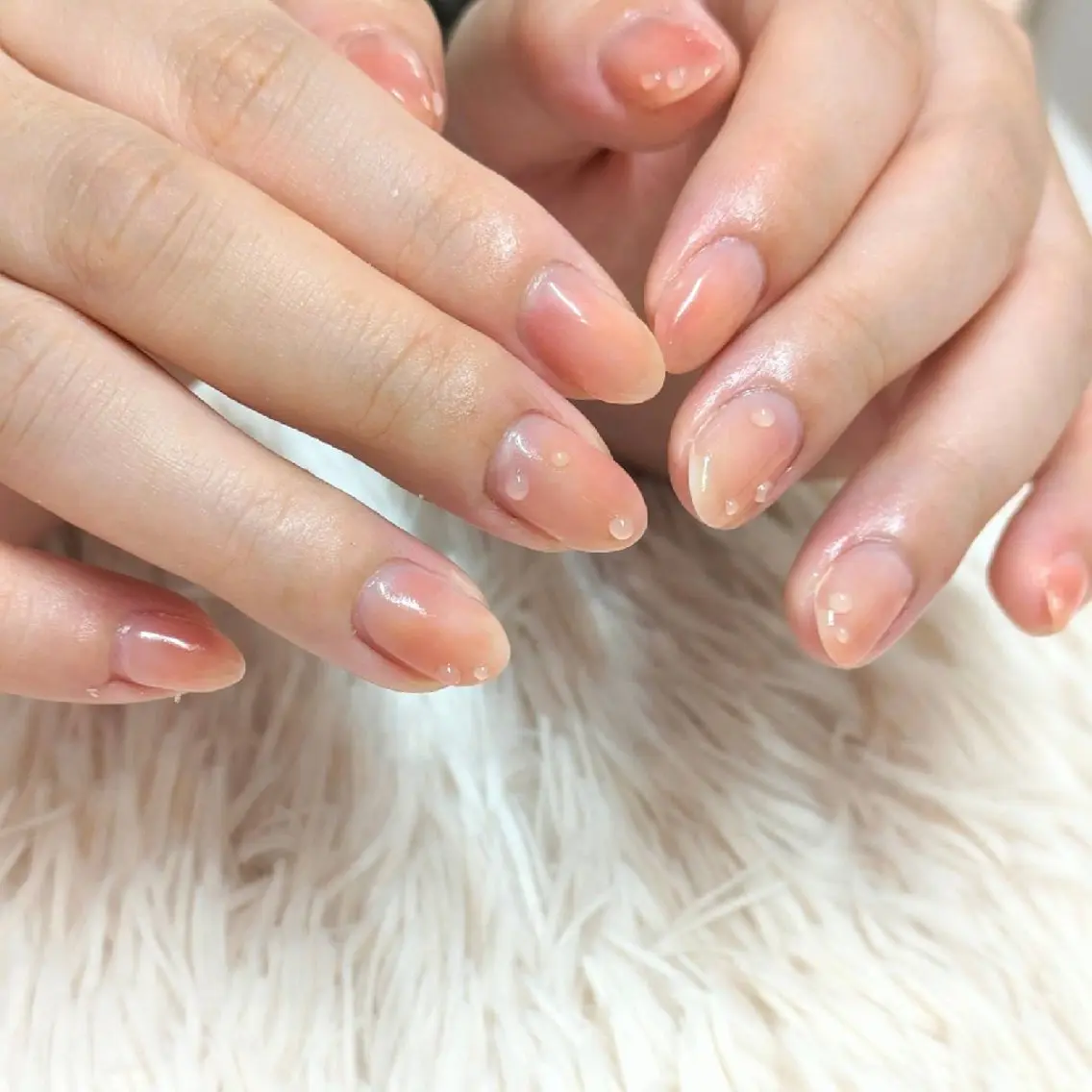 ネイル ニュアンスネイル 會田 瑠衣のネイルデザイン