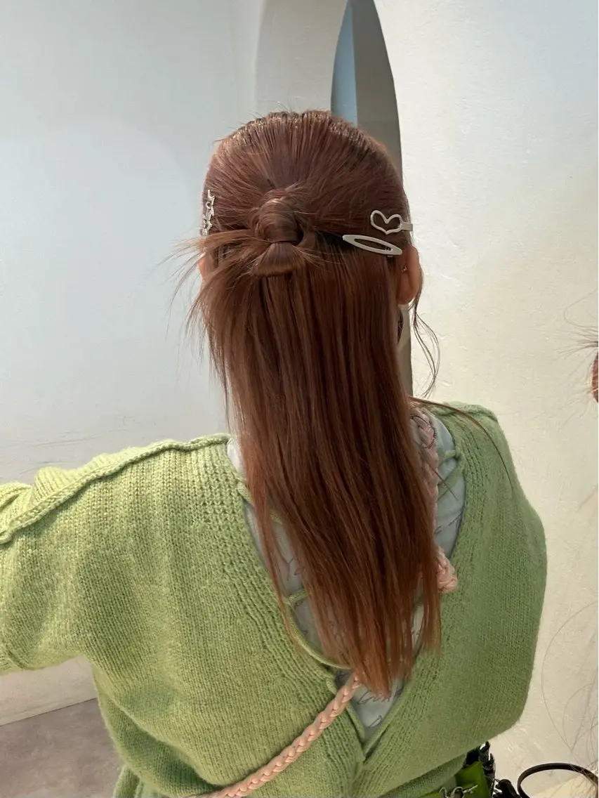 ロング ヘアアレンジ HANAME 原宿美容室のヘアスタイル