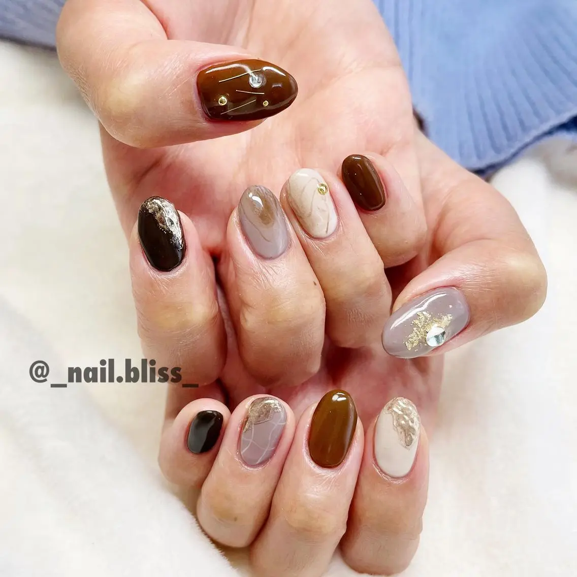 ネイル ブラウン ニュアンスネイル ハンドネイル NAIL BLISSのネイルデザイン