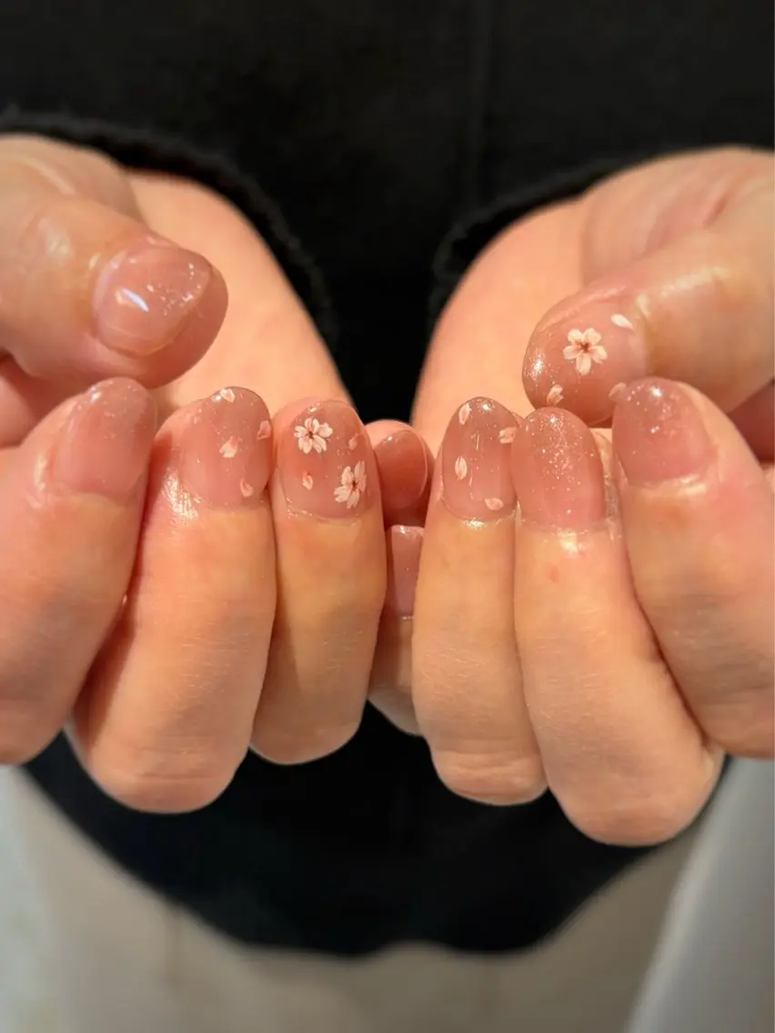 ネイル 桜ネイル FIORITURA Maikoのネイルデザイン
