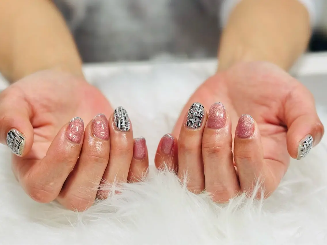 ネイル ツイードネイル nailsalon oluoluのネイルデザイン