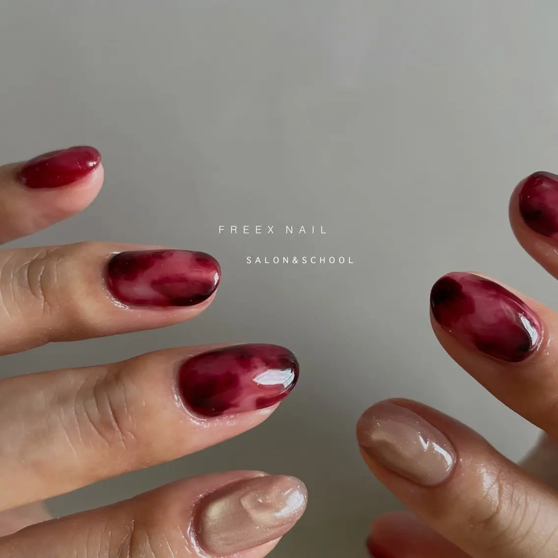 ネイル べっ甲ネイル 赤色 ハンドネイル ハンドケア freex nail /ニュアンス/個性派のネイルデザイン