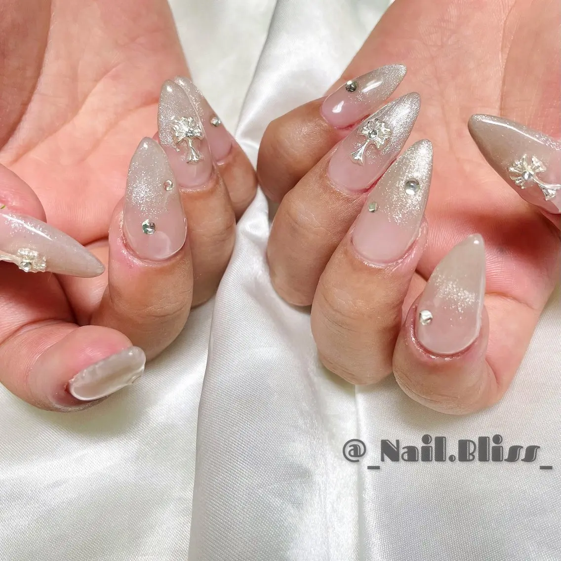ネイル グラデーション マグネットネイル ハンドネイル NAIL BLISSのネイルデザイン