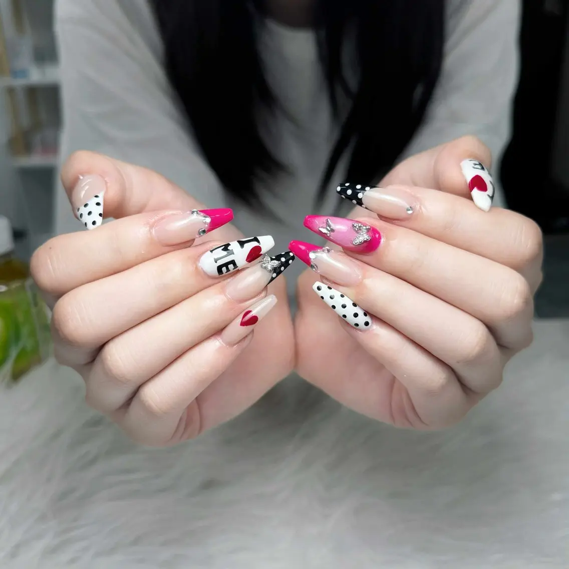 ネイル ハンドネイル ハンドケア Nova Nail Nambaのネイルデザイン