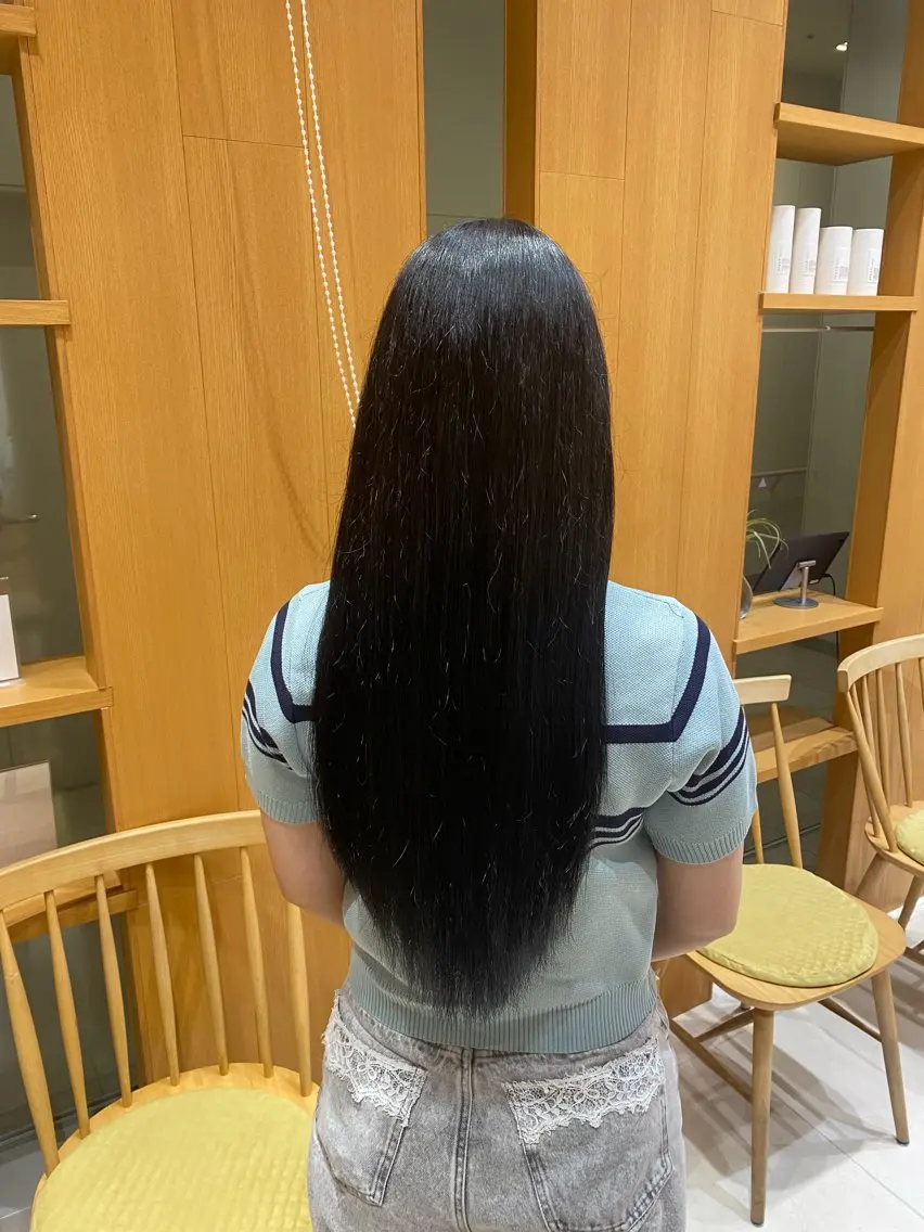 ロング カラー ヘアカラー トリートメント 💎ツヤ髪ストレート カラー💎かのんのヘアスタイル