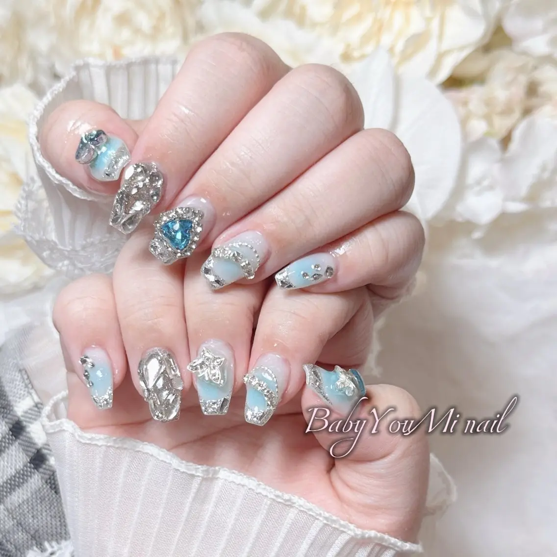 ネイル オーロラネイル チークネイル 成人式 フットネイル フレンチネイル ハンドネイル BabyYouMi nailのネイルデザイン