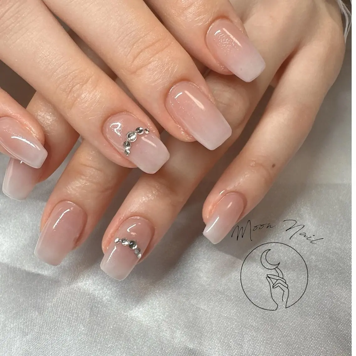 ネイル Moon  Nail /栄　大須のネイルデザイン