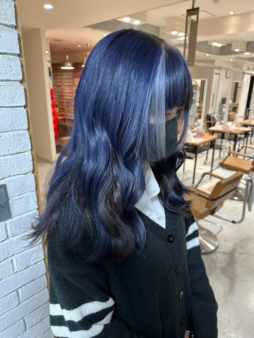 セミロング カラー ベージュカラー 黒髪 ブリーチ ブルーカラー ケアブリーチ レイヤーブリーチ特化 ホワイト専門/岸のヘアスタイル