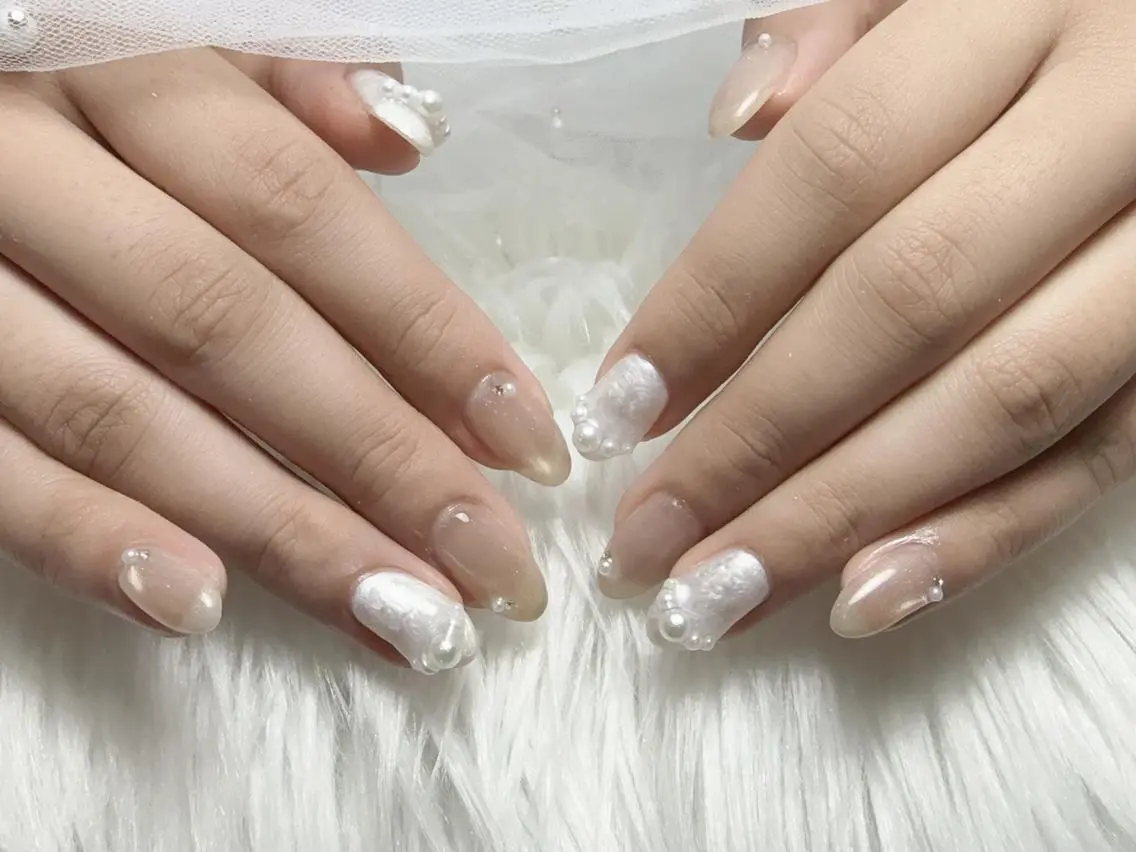 ネイル アートネイル フラッシュネイル フレンチネイル ジェルネイル ガラスフレンチ M2 BEAUTY Rikaのネイルデザイン